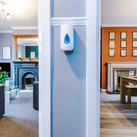 Spacious Modern Chester Home - Great Location Dış mekan fotoğraf