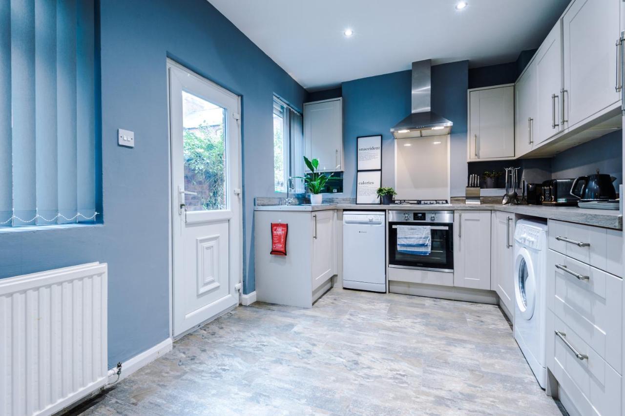 Spacious Modern Chester Home - Great Location Dış mekan fotoğraf