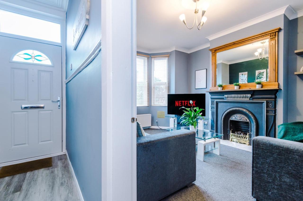 Spacious Modern Chester Home - Great Location Dış mekan fotoğraf