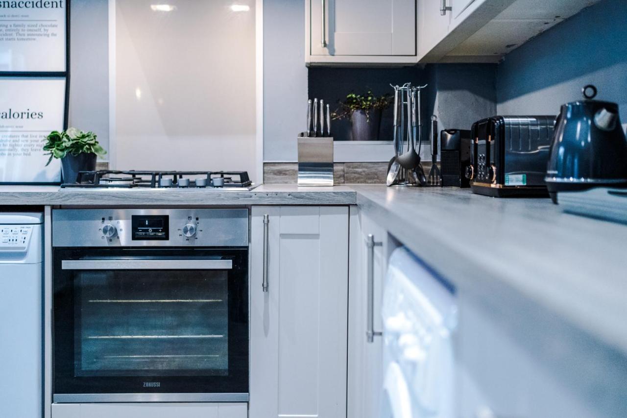 Spacious Modern Chester Home - Great Location Dış mekan fotoğraf
